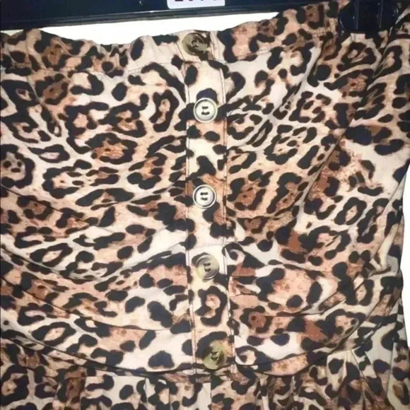 💕TEN💕J is for Justify Animal Print Jumpsuit - Picture 3 of 6